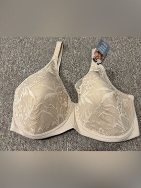 NWT Bali Breathe Bra in Nude
